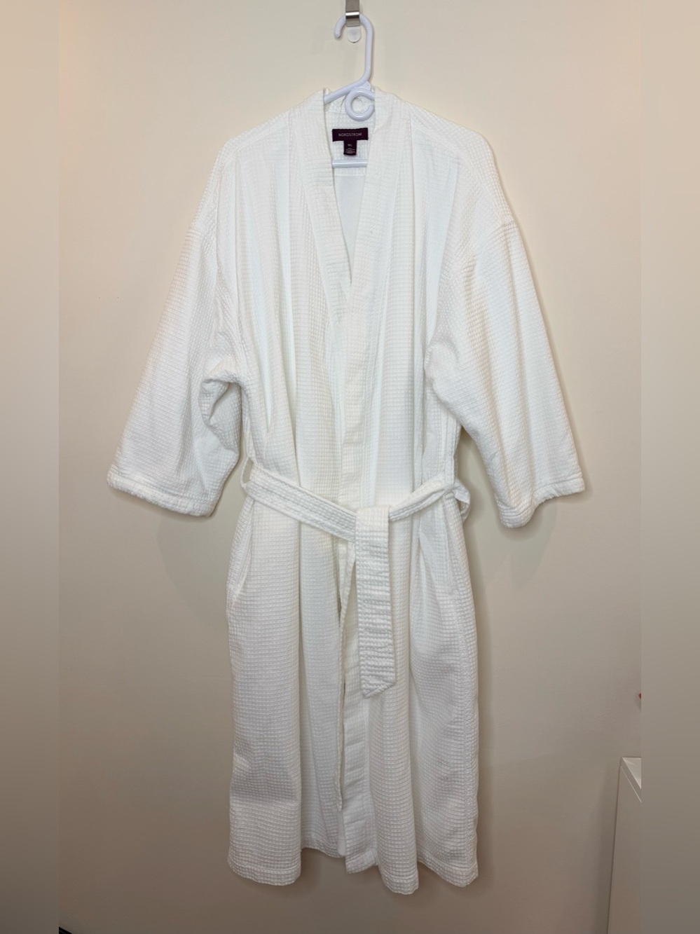 Nordstrom Womens M/L White Waffle Terry Robe 100% Cotton Tie Belt